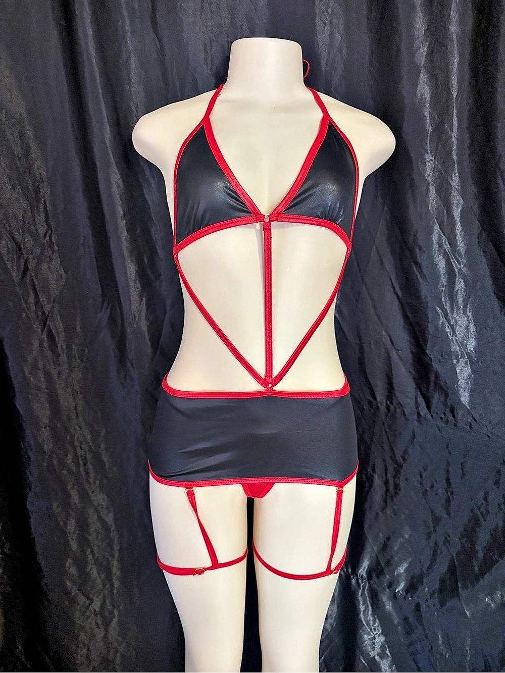 Devil 6411 Strappy Halter Bodysuit in Black & Red M/L NWT lingerie costume